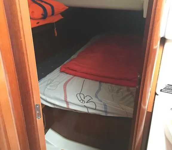 Botel Boat Puerto Calero